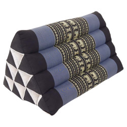 Musta & sininen pyramidityyny, jossa on norsukuvioinen kuvio.